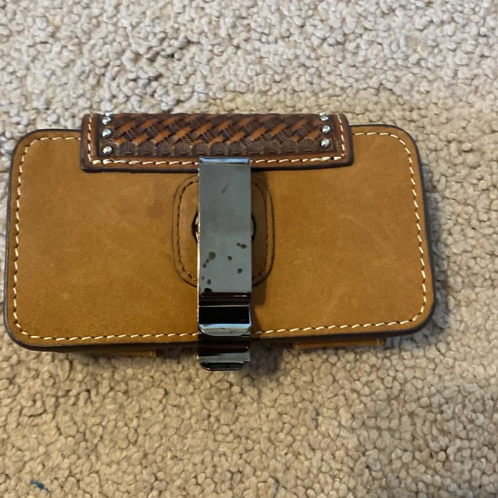 Excellent condition, Nocona Western leather mobile phone carrying case
